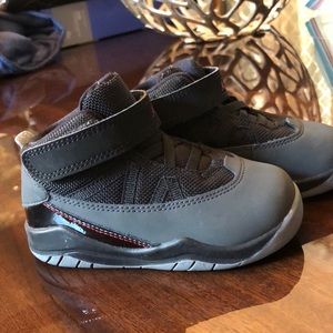 Nike baby Jordan sneakers 👟